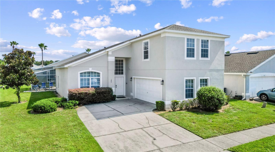 DAVENPORT, Florida 33897, 6 Bedrooms Bedrooms, ,4 BathroomsBathrooms,Residential,For Sale,NAZHA,0,MFRO6432646
