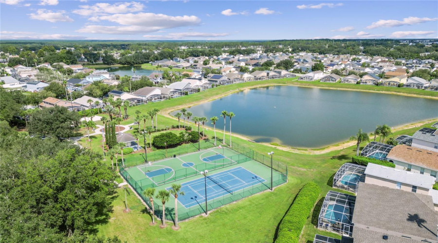 DAVENPORT, Florida 33897, 6 Bedrooms Bedrooms, ,4 BathroomsBathrooms,Residential,For Sale,NAZHA,0,MFRO6432646