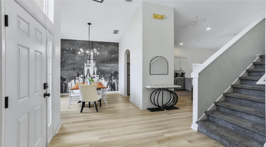 DAVENPORT, Florida 33897, 6 Bedrooms Bedrooms, ,4 BathroomsBathrooms,Residential,For Sale,NAZHA,0,MFRO6432646