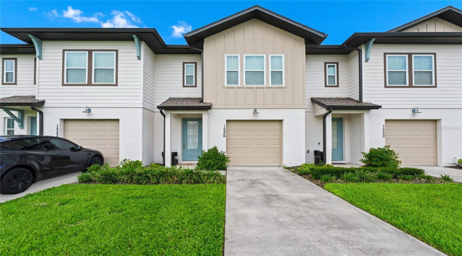 DAVENPORT, Florida 33896, 3 Bedrooms Bedrooms, ,2 BathroomsBathrooms,Residential,For Sale,DISCOVERY,0,MFRO6432840