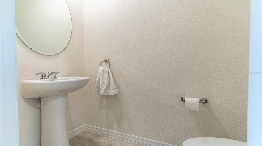 DAVENPORT, Florida 33837, 3 Bedrooms Bedrooms, ,2 BathroomsBathrooms,Residential,For Sale,ROCK ELM,0,MFRL4964136