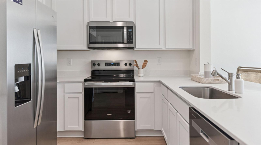 KISSIMMEE, Florida 34746, 3 Bedrooms Bedrooms, ,2 BathroomsBathrooms,Residential,For Sale,BRYANT,0,MFRO6432909