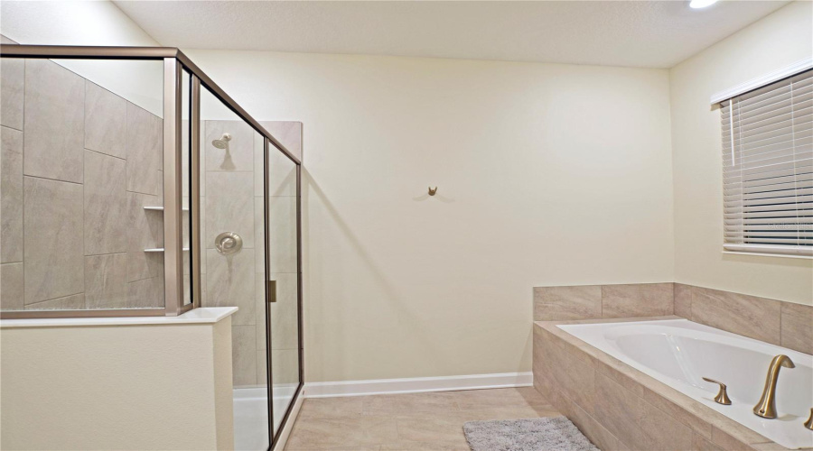 KISSIMMEE, Florida 34746, 9 Bedrooms Bedrooms, ,5 BathroomsBathrooms,Residential,For Sale,BOOKMARK,0,MFRT3543495
