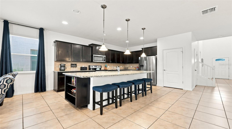 KISSIMMEE, Florida 34747, 8 Bedrooms Bedrooms, ,6 BathroomsBathrooms,Residential,For Sale,LIMA,0,MFRO6431809