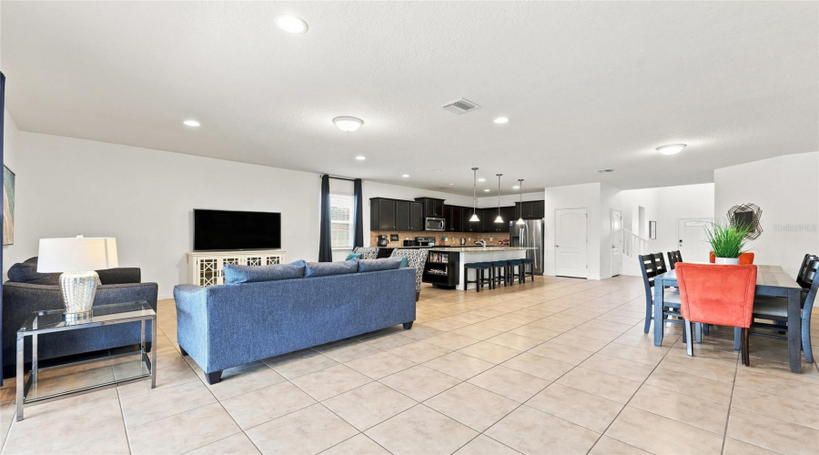 KISSIMMEE, Florida 34747, 8 Bedrooms Bedrooms, ,6 BathroomsBathrooms,Residential,For Sale,LIMA,0,MFRO6431809
