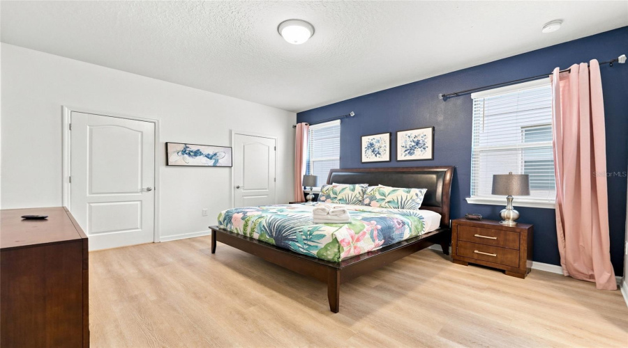 KISSIMMEE, Florida 34747, 8 Bedrooms Bedrooms, ,6 BathroomsBathrooms,Residential,For Sale,LIMA,0,MFRO6431809