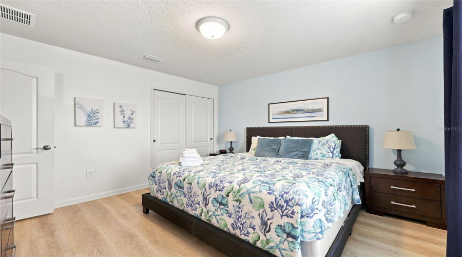 KISSIMMEE, Florida 34747, 8 Bedrooms Bedrooms, ,6 BathroomsBathrooms,Residential,For Sale,LIMA,0,MFRO6431809