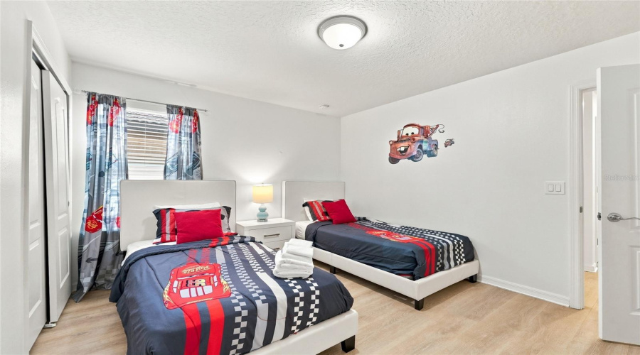 KISSIMMEE, Florida 34747, 8 Bedrooms Bedrooms, ,6 BathroomsBathrooms,Residential,For Sale,LIMA,0,MFRO6431809