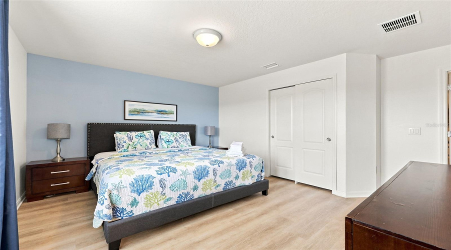 KISSIMMEE, Florida 34747, 8 Bedrooms Bedrooms, ,6 BathroomsBathrooms,Residential,For Sale,LIMA,0,MFRO6431809