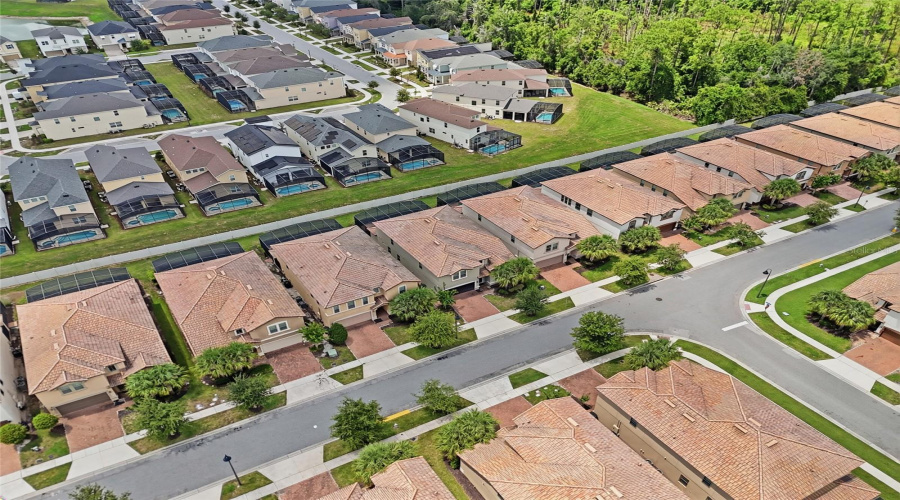 KISSIMMEE, Florida 34747, 8 Bedrooms Bedrooms, ,6 BathroomsBathrooms,Residential,For Sale,LIMA,0,MFRO6431809