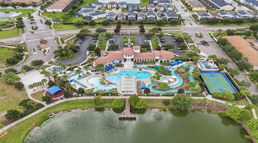 KISSIMMEE, Florida 34747, 8 Bedrooms Bedrooms, ,6 BathroomsBathrooms,Residential,For Sale,LIMA,0,MFRO6431809