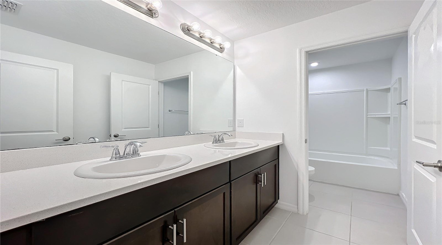DAVENPORT, Florida 33897, 5 Bedrooms Bedrooms, ,3 BathroomsBathrooms,Residential,For Sale,COSTA BLANCA WAY,0,MFRO6432926