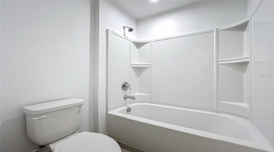DAVENPORT, Florida 33897, 5 Bedrooms Bedrooms, ,3 BathroomsBathrooms,Residential,For Sale,COSTA BLANCA WAY,0,MFRO6432926