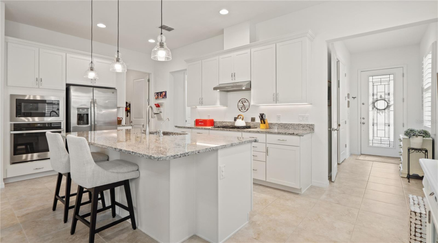 KISSIMMEE, Florida 34747, 2 Bedrooms Bedrooms, ,2 BathroomsBathrooms,Residential,For Sale,FLORA PASS,0,MFRO6432911