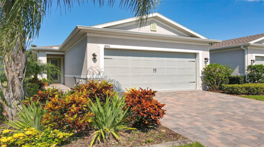 KISSIMMEE, Florida 34747, 2 Bedrooms Bedrooms, ,2 BathroomsBathrooms,Residential,For Sale,FLORA PASS,0,MFRO6432911