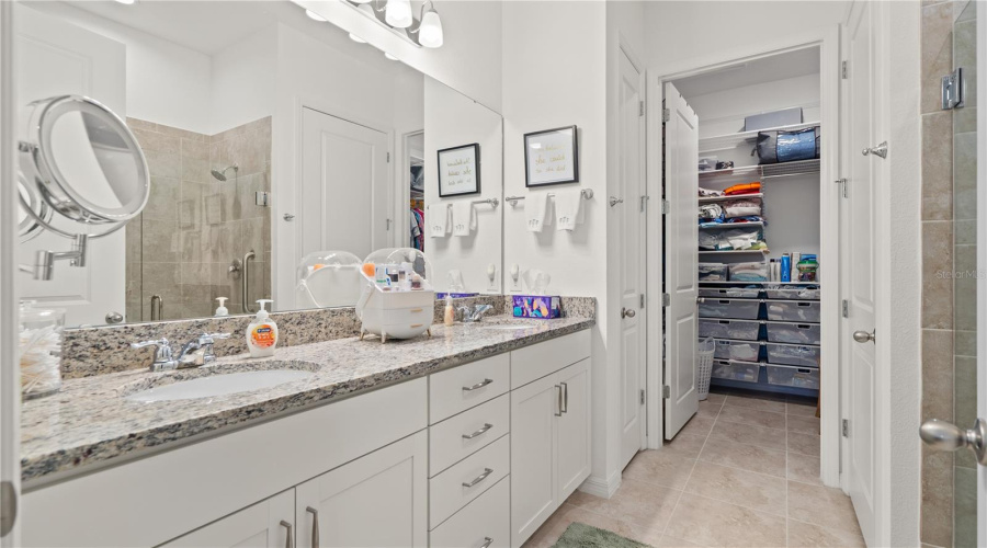 KISSIMMEE, Florida 34747, 2 Bedrooms Bedrooms, ,2 BathroomsBathrooms,Residential,For Sale,FLORA PASS,0,MFRO6432911