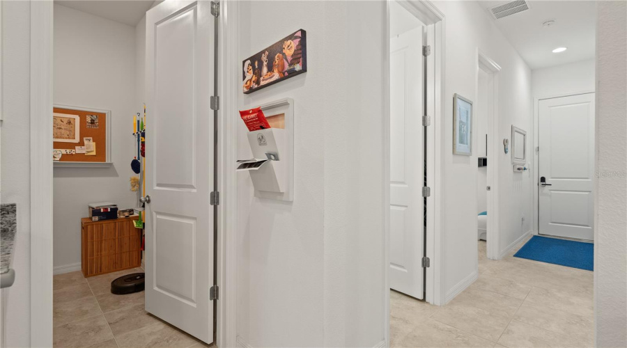 KISSIMMEE, Florida 34747, 2 Bedrooms Bedrooms, ,2 BathroomsBathrooms,Residential,For Sale,FLORA PASS,0,MFRO6432911