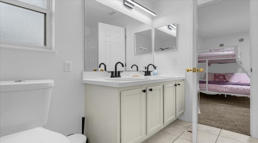 DAVENPORT, Florida 33897, 5 Bedrooms Bedrooms, ,3 BathroomsBathrooms,Residential,For Sale,CASSIA,0,MFRO6432979