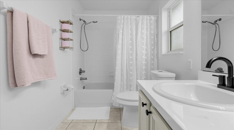 DAVENPORT, Florida 33897, 5 Bedrooms Bedrooms, ,3 BathroomsBathrooms,Residential,For Sale,CASSIA,0,MFRO6432979
