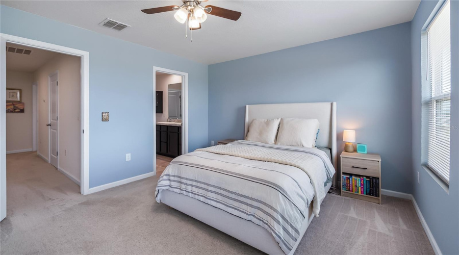 DAVENPORT, Florida 33837, 3 Bedrooms Bedrooms, ,2 BathroomsBathrooms,Residential,For Sale,SEDGEWICK,0,MFRO6431405