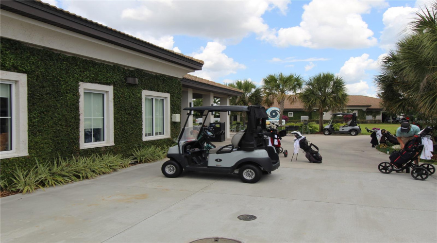 DAVENPORT, Florida 33896, 2 Bedrooms Bedrooms, ,2 BathroomsBathrooms,Residential,For Sale,TRAPPERS TRAIL,0,MFRO6186988