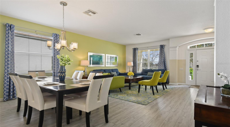 KISSIMMEE, Florida 34747, 6 Bedrooms Bedrooms, ,4 BathroomsBathrooms,Residential,For Sale,HOLTROCK,0,MFRO6432734