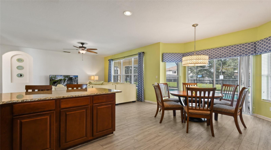 KISSIMMEE, Florida 34747, 6 Bedrooms Bedrooms, ,4 BathroomsBathrooms,Residential,For Sale,HOLTROCK,0,MFRO6432734