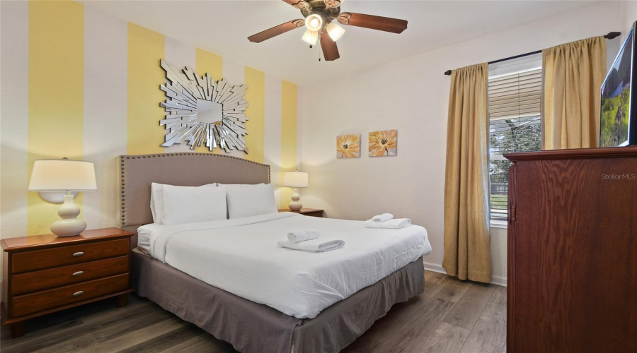 KISSIMMEE, Florida 34747, 6 Bedrooms Bedrooms, ,4 BathroomsBathrooms,Residential,For Sale,HOLTROCK,0,MFRO6432734