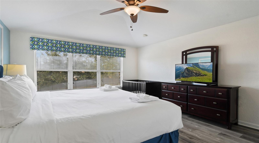 KISSIMMEE, Florida 34747, 6 Bedrooms Bedrooms, ,4 BathroomsBathrooms,Residential,For Sale,HOLTROCK,0,MFRO6432734