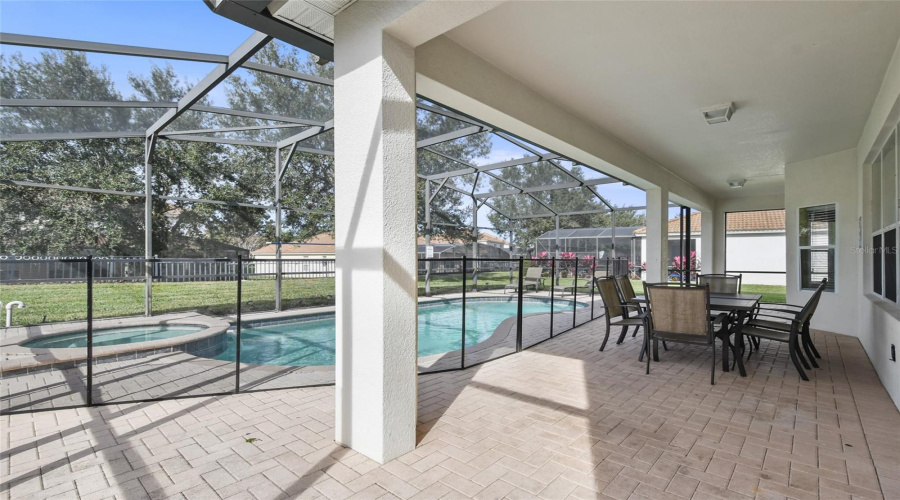 KISSIMMEE, Florida 34747, 6 Bedrooms Bedrooms, ,4 BathroomsBathrooms,Residential,For Sale,HOLTROCK,0,MFRO6432734