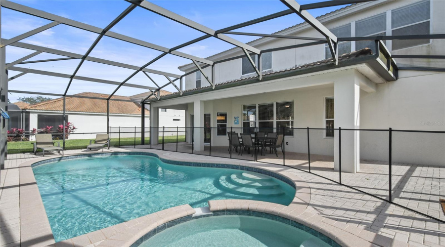KISSIMMEE, Florida 34747, 6 Bedrooms Bedrooms, ,4 BathroomsBathrooms,Residential,For Sale,HOLTROCK,0,MFRO6432734