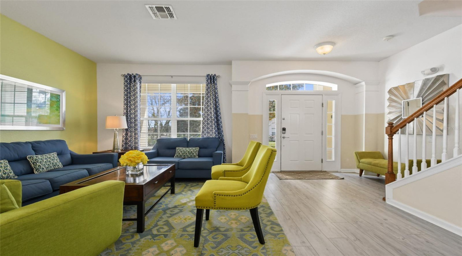 KISSIMMEE, Florida 34747, 6 Bedrooms Bedrooms, ,4 BathroomsBathrooms,Residential,For Sale,HOLTROCK,0,MFRO6432734