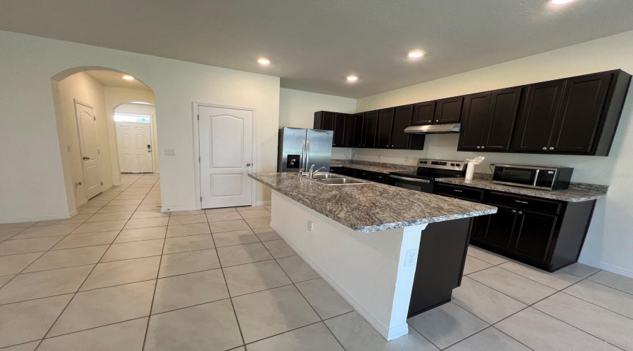 DAVENPORT, Florida 33837, 3 Bedrooms Bedrooms, ,2 BathroomsBathrooms,Residential,For Sale,YELLOW FINCH,0,MFRO6433063