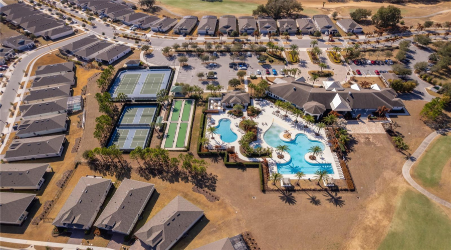 KISSIMMEE, Florida 34747, 3 Bedrooms Bedrooms, ,2 BathroomsBathrooms,Residential,For Sale,FOUR SEASONS,0,MFRO6432349