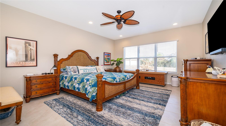 KISSIMMEE, Florida 34747, 3 Bedrooms Bedrooms, ,2 BathroomsBathrooms,Residential,For Sale,FOUR SEASONS,0,MFRO6432349