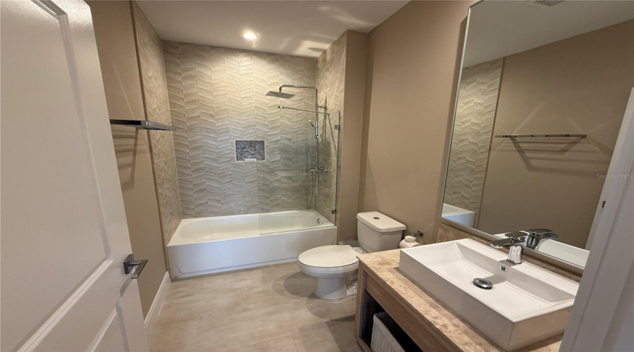 KISSIMMEE, Florida 34747, 4 Bedrooms Bedrooms, ,4 BathroomsBathrooms,Residential,For Sale,ROCKEFELLER WAY,0,MFRO6432033