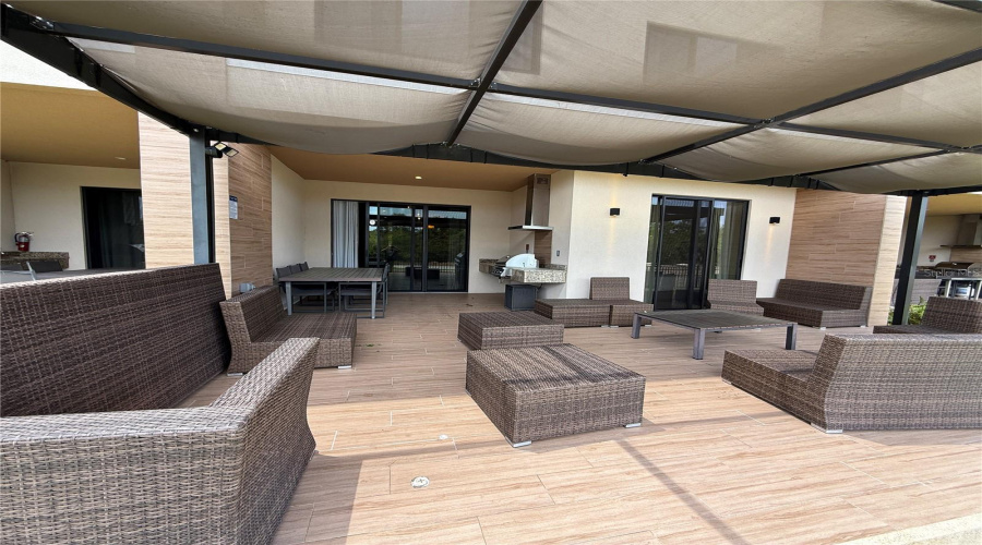KISSIMMEE, Florida 34747, 4 Bedrooms Bedrooms, ,4 BathroomsBathrooms,Residential,For Sale,ROCKEFELLER WAY,0,MFRO6432033