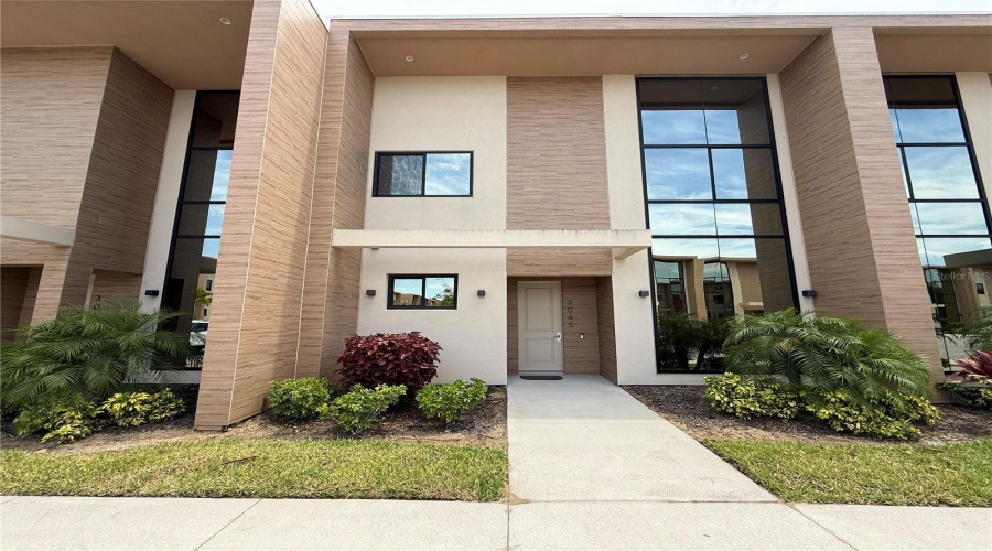KISSIMMEE, Florida 34747, 4 Bedrooms Bedrooms, ,4 BathroomsBathrooms,Residential,For Sale,ROCKEFELLER WAY,0,MFRO6432033