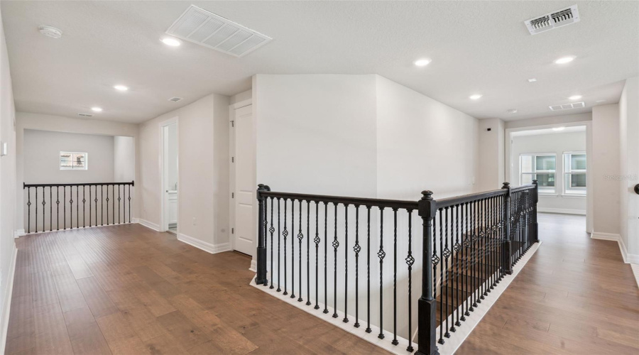 ORLANDO, Florida 32836, 4 Bedrooms Bedrooms, ,3 BathroomsBathrooms,Residential,For Sale,WOODLAND FOREST,0,MFRO6431081