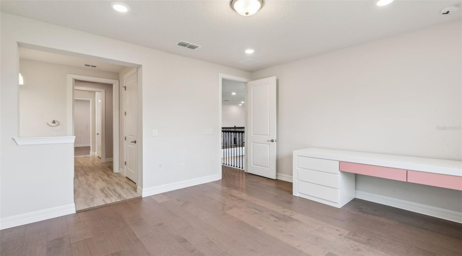 ORLANDO, Florida 32836, 4 Bedrooms Bedrooms, ,3 BathroomsBathrooms,Residential,For Sale,WOODLAND FOREST,0,MFRO6431081