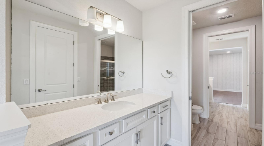 ORLANDO, Florida 32836, 4 Bedrooms Bedrooms, ,3 BathroomsBathrooms,Residential,For Sale,WOODLAND FOREST,0,MFRO6431081