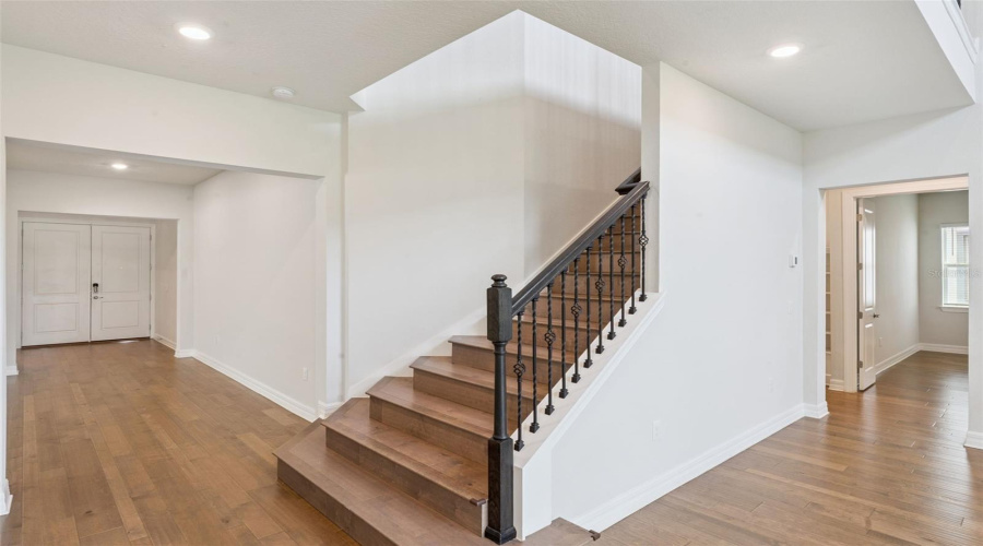 ORLANDO, Florida 32836, 4 Bedrooms Bedrooms, ,3 BathroomsBathrooms,Residential,For Sale,WOODLAND FOREST,0,MFRO6431081