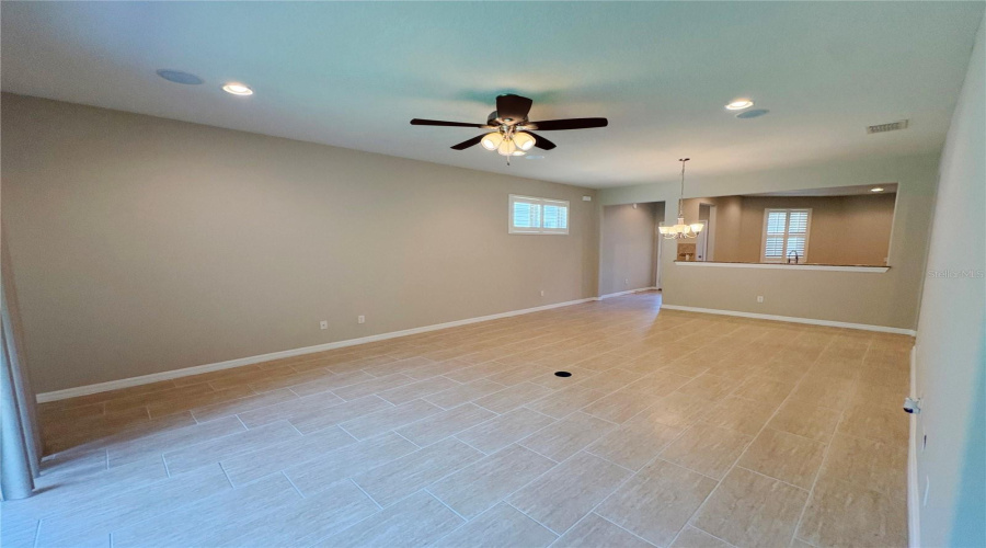 DAVENPORT, Florida 33837, 3 Bedrooms Bedrooms, ,2 BathroomsBathrooms,Residential,For Sale,LA CRESTA,0,MFRP4939586