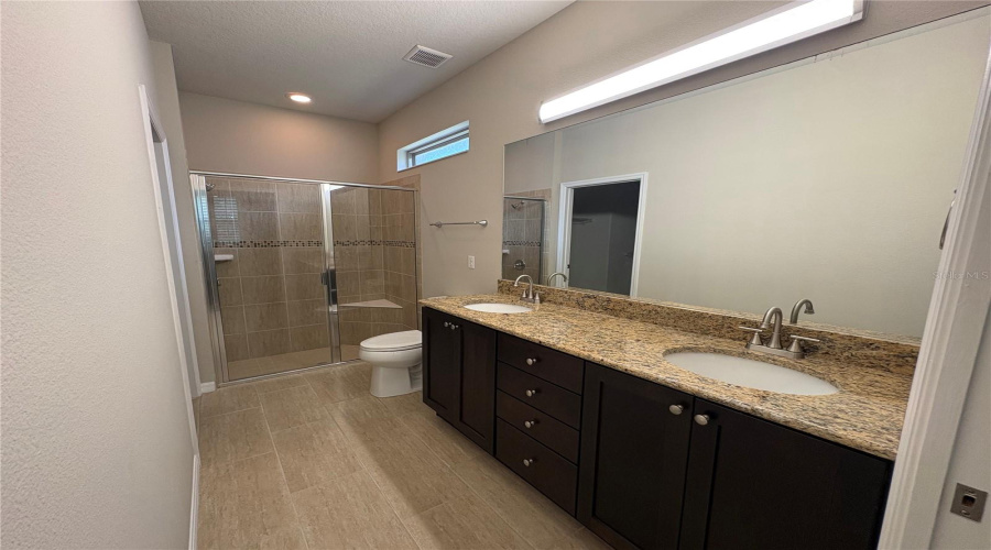DAVENPORT, Florida 33837, 3 Bedrooms Bedrooms, ,2 BathroomsBathrooms,Residential,For Sale,LA CRESTA,0,MFRP4939586