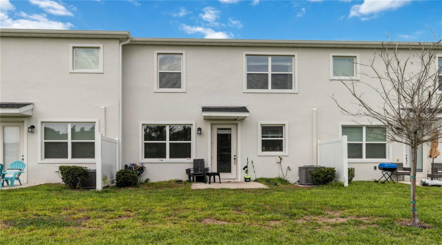 DAVENPORT, Florida 33896, 4 Bedrooms Bedrooms, ,3 BathroomsBathrooms,Residential,For Sale,NINE IRON,0,MFRO6425815