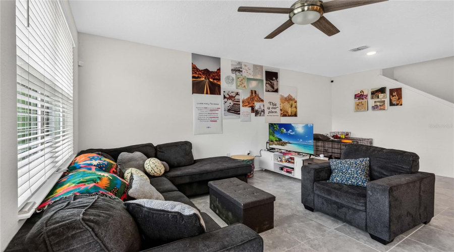 DAVENPORT, Florida 33896, 4 Bedrooms Bedrooms, ,3 BathroomsBathrooms,Residential,For Sale,NINE IRON,0,MFRO6425815
