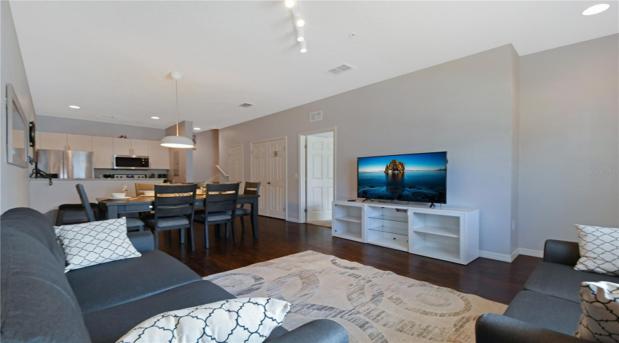 KISSIMMEE, Florida 34747, 3 Bedrooms Bedrooms, ,2 BathroomsBathrooms,Residential,For Sale,SHINE,0,MFRS5155518
