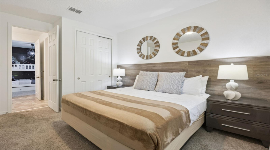 KISSIMMEE, Florida 34747, 6 Bedrooms Bedrooms, ,4 BathroomsBathrooms,Residential,For Sale,AMELIA DOWNS,0,MFRS5155573