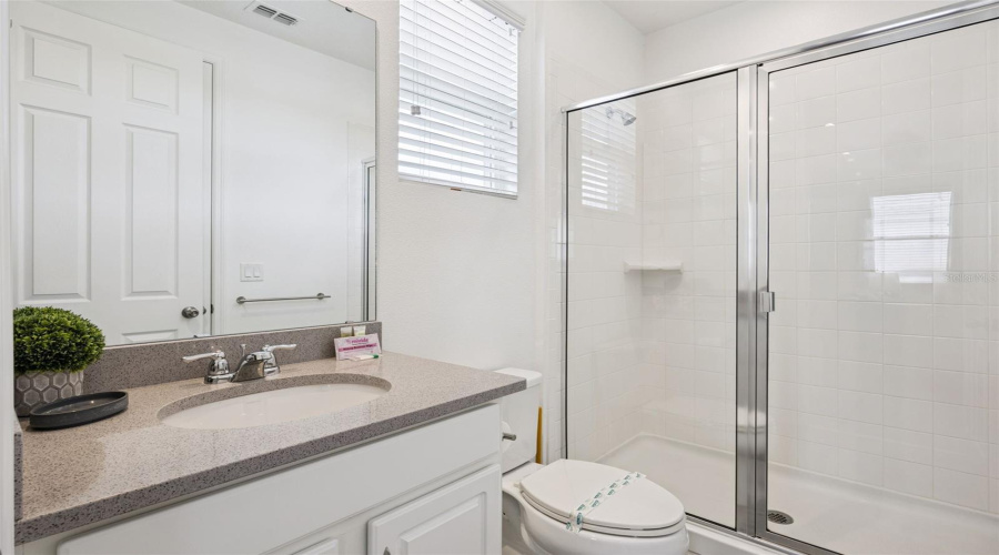 KISSIMMEE, Florida 34747, 6 Bedrooms Bedrooms, ,4 BathroomsBathrooms,Residential,For Sale,AMELIA DOWNS,0,MFRS5155573