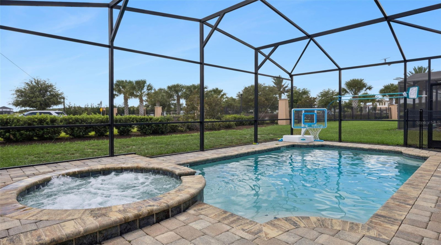 KISSIMMEE, Florida 34747, 6 Bedrooms Bedrooms, ,4 BathroomsBathrooms,Residential,For Sale,AMELIA DOWNS,0,MFRS5155573